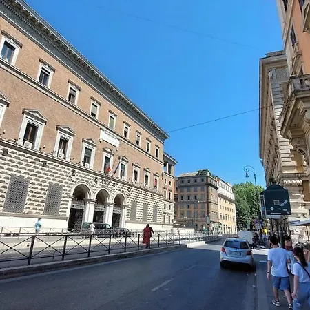 Dimora San Bartolomeo - Design, Panoramic View & Culture Апартаменты *